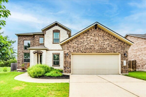 2204 Camino Alemeda Ln, Leander