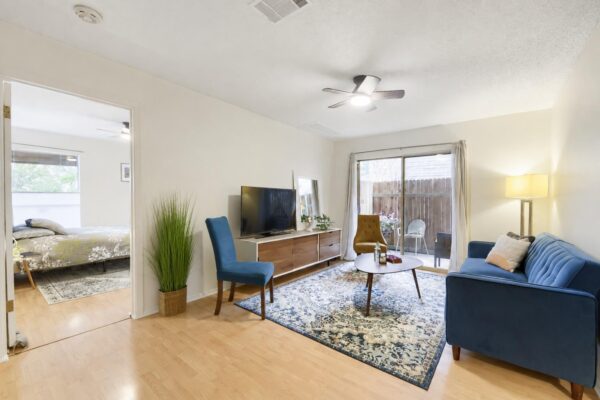 6903 Deatonhill Dr #20, Austin