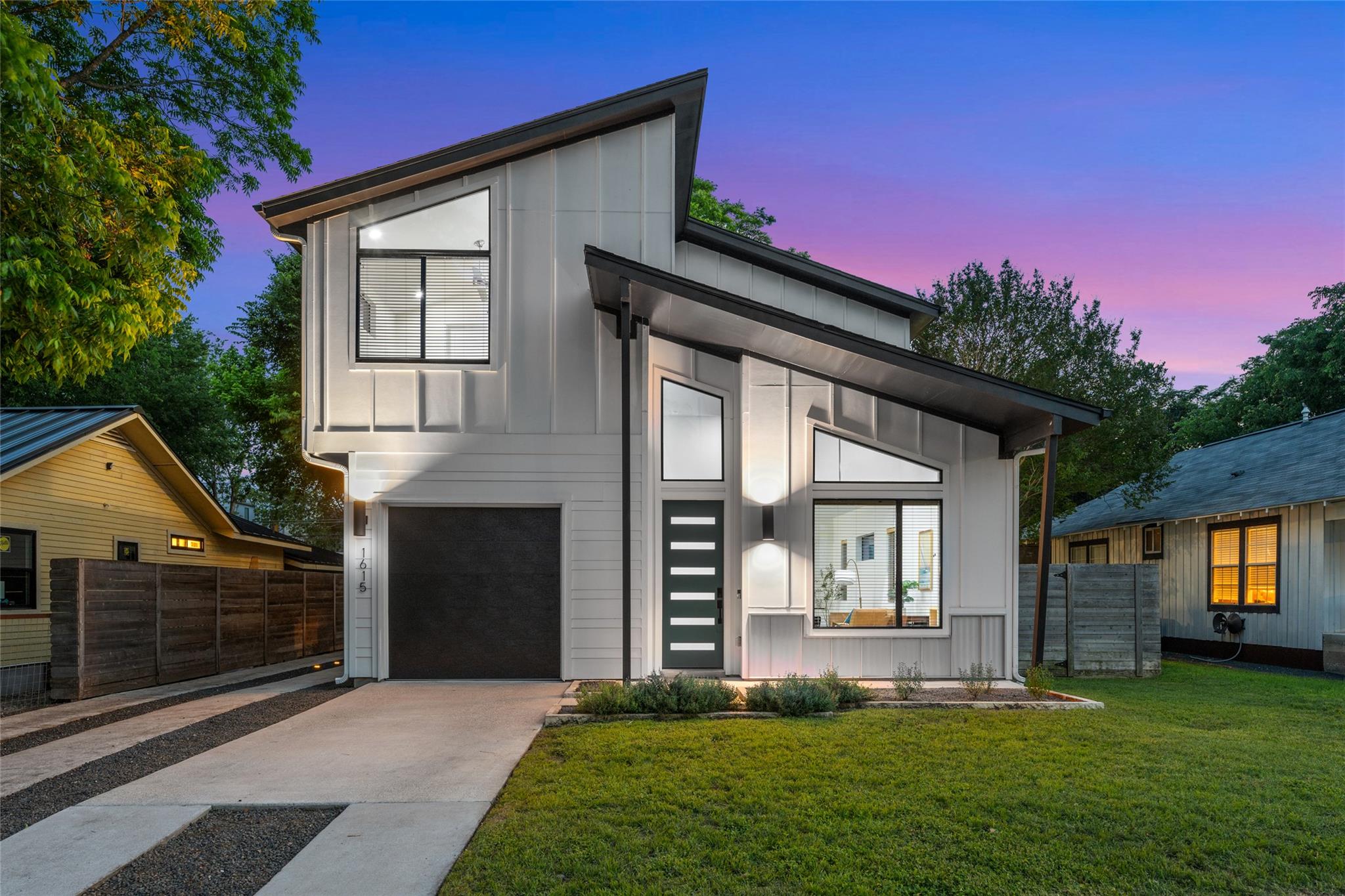 1615 Holly St #1, Austin, TX 78702