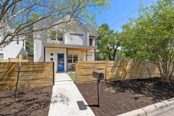 1201 Luna St, Austin