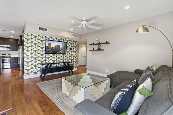 904 West Ave #214, Austin