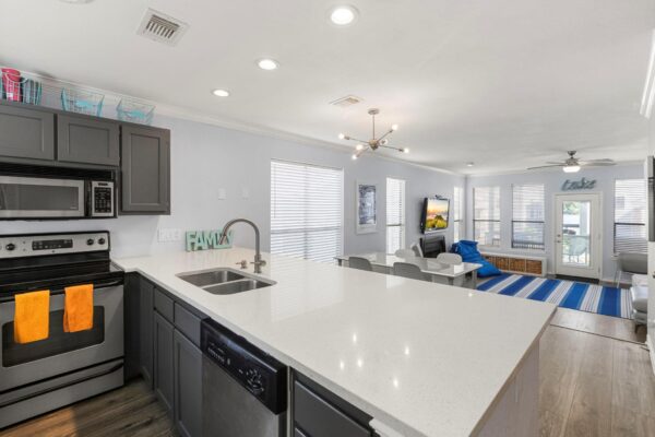 501 Reynolds St #23, Kingsland