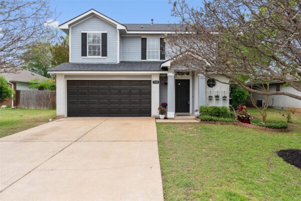709 Sparkling Brook Ln, Leander