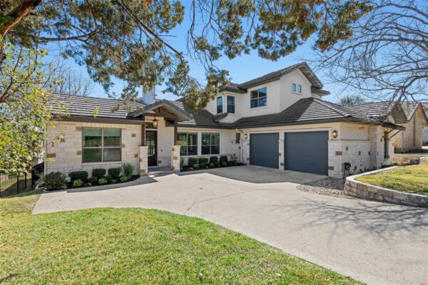 3 Camwood Trl, The Hills