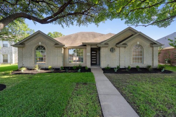 1123 Thackeray Ln, Pflugerville