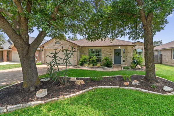 3763 Rod Carew Dr, Round Rock
