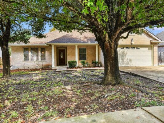905 E Olympic Dr, Pflugerville