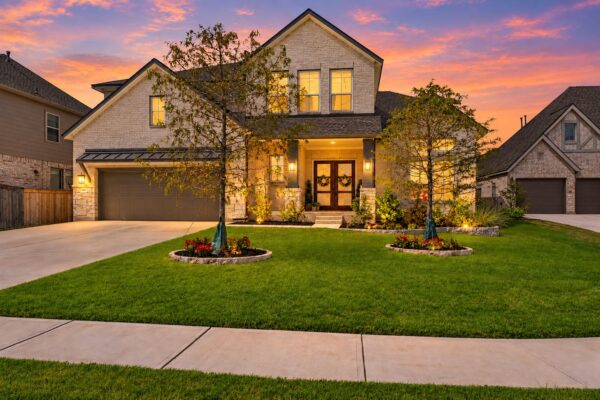 515 Watershield Cv, Georgetown