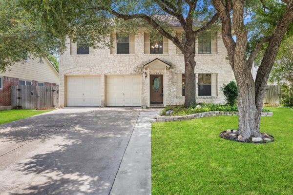 17842 Park Valley Dr, Round Rock
