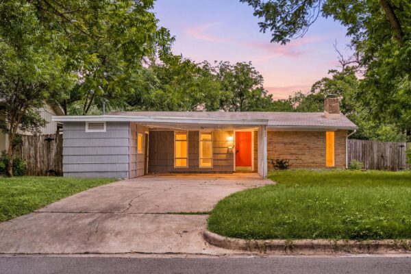 2802 Perry Ln, Austin