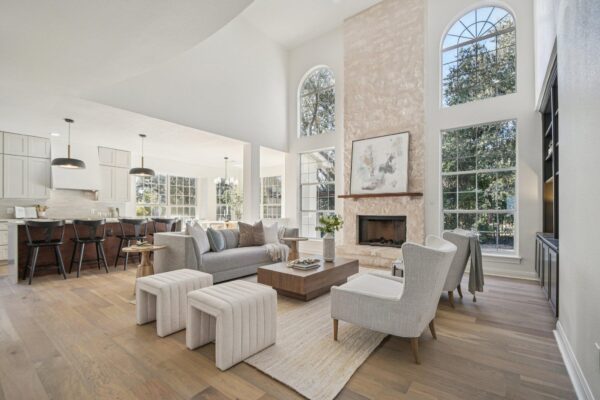 10 Lost Meadow Trl, The Hills