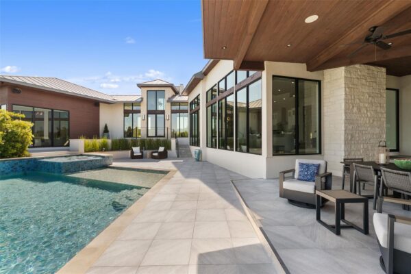 612 Overlook Pkwy, Horseshoe Bay