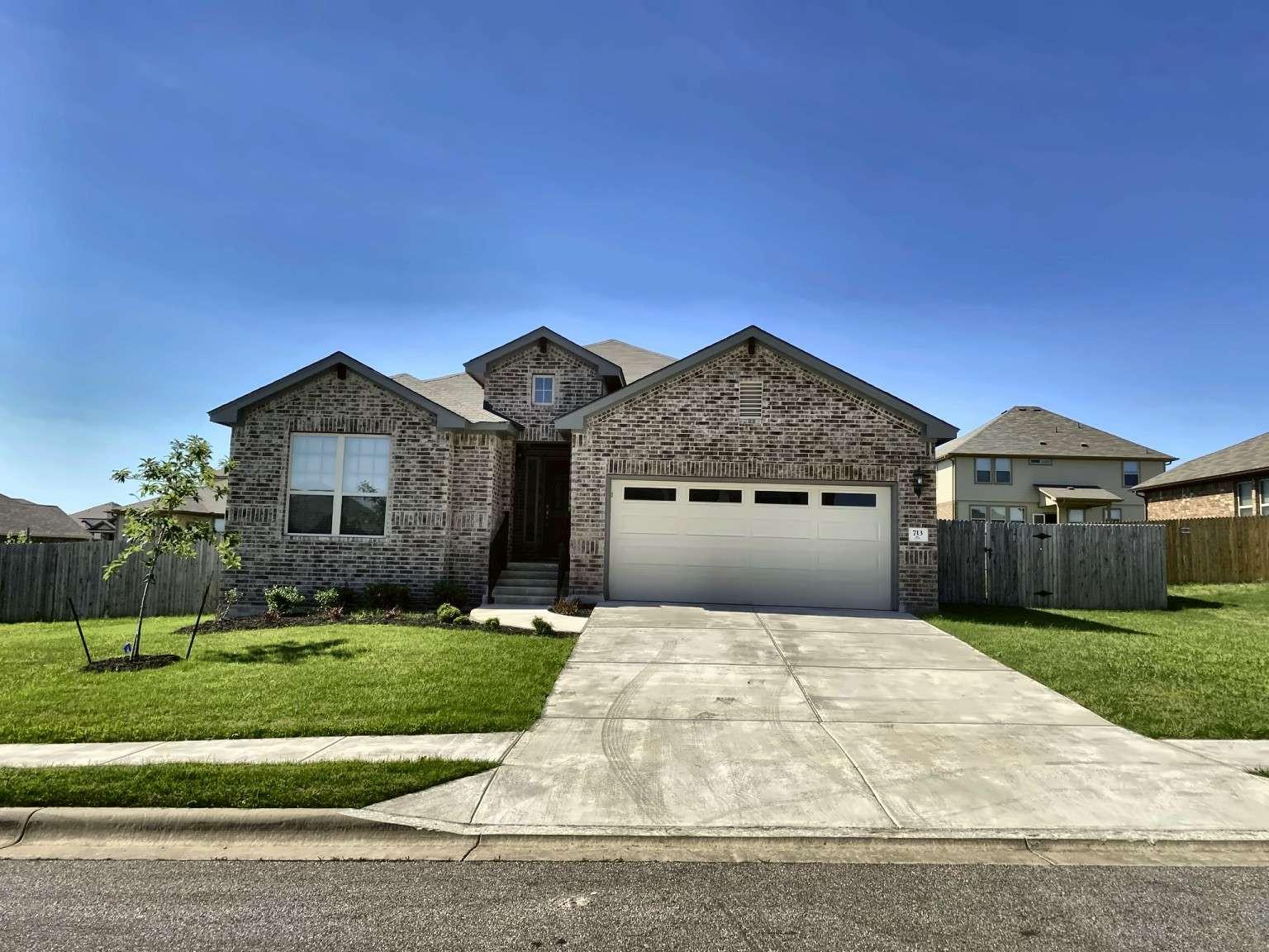 713 Coltrane Dr, Pflugerville, TX 78660