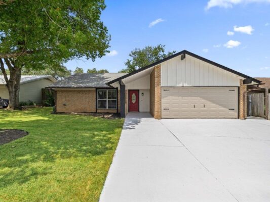 7004 Twisted Oaks Dr, Austin