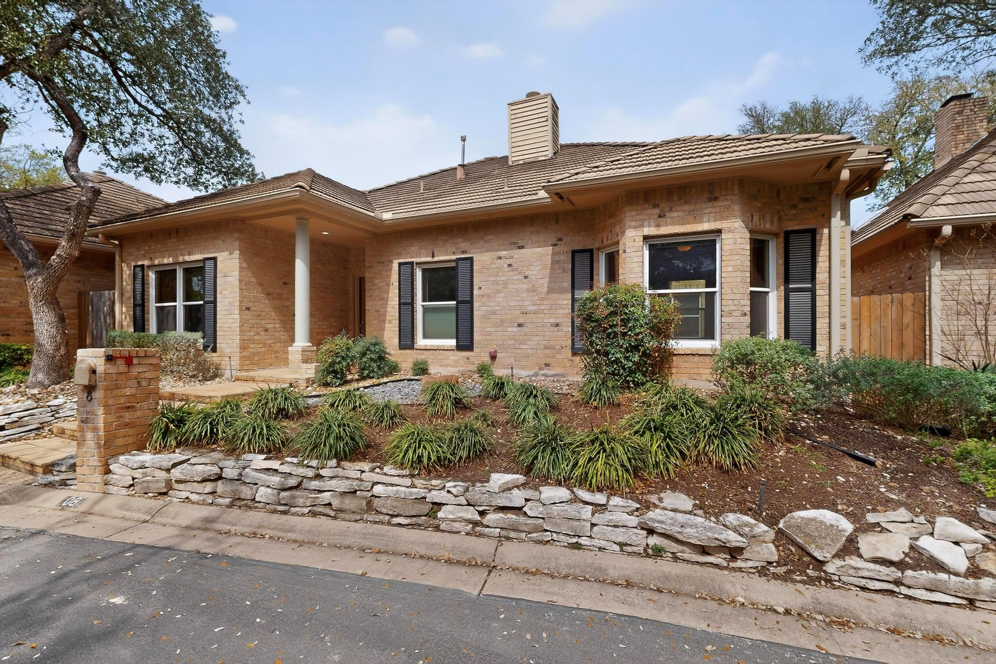 2203 Onion Creek Pkwy #8, Austin, TX 78747