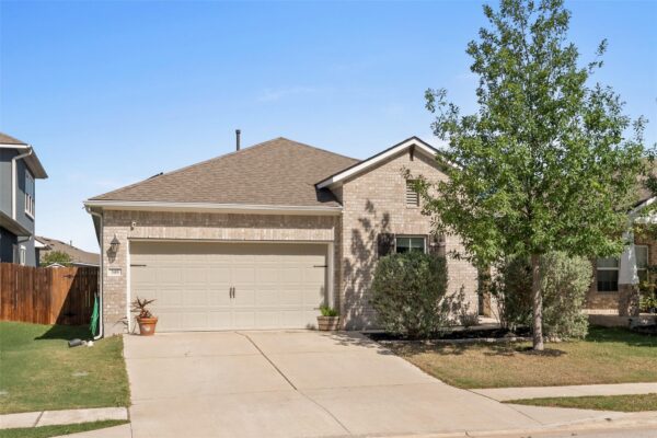 348 Lacey Oak Loop, San Marcos