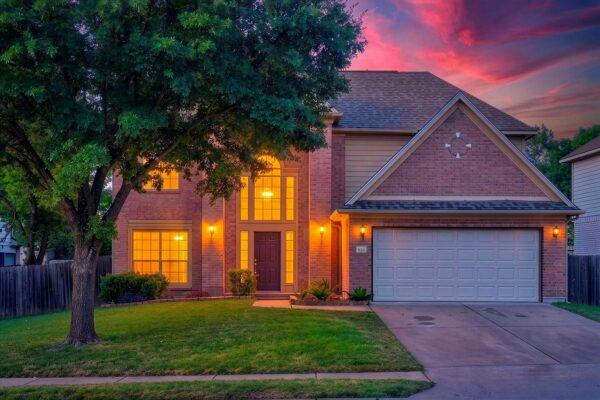 922 Indian Run Dr, Pflugerville