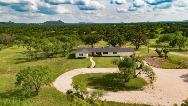 2340 E State Highway 71 None, Llano