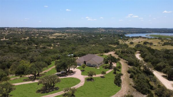 28701 Valley Rd, Marble Falls