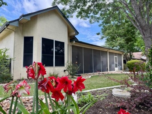 120 Mountain Laurel Way, Georgetown