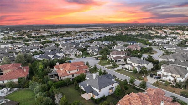 307 Dolcetto Ct, Lakeway