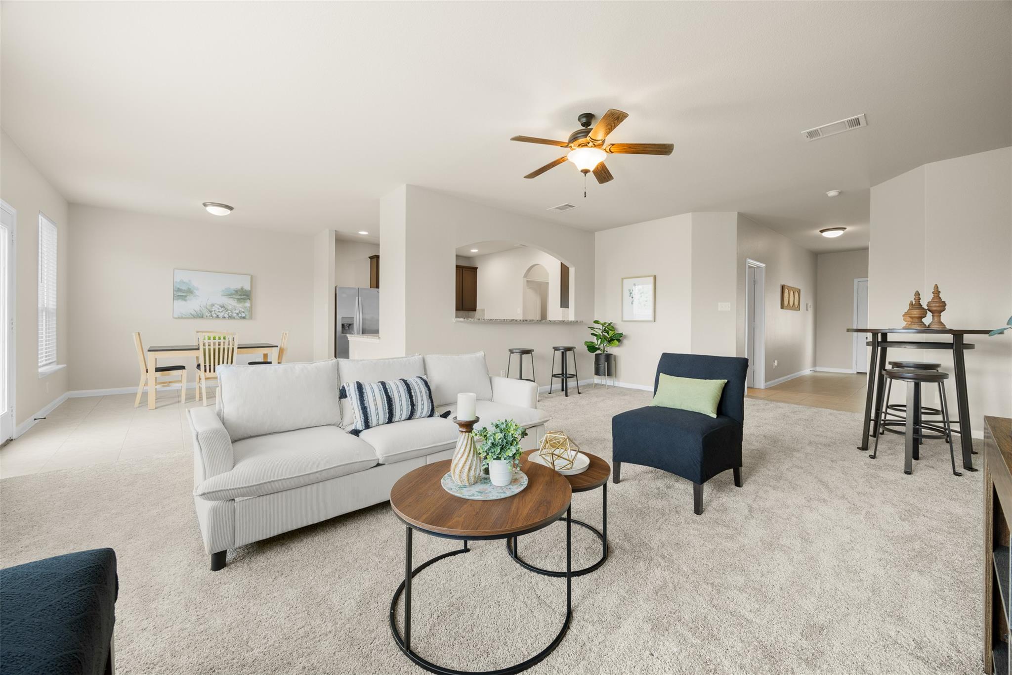1548 Treeta Trl, Kyle, TX 78640