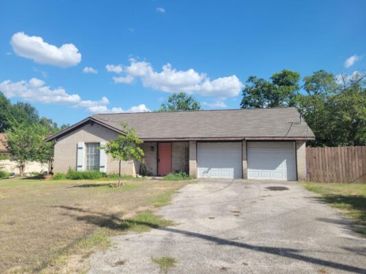 902 S Riviera Cir, Cedar Park