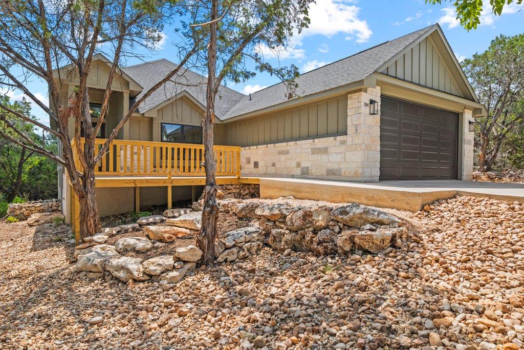 98 Whispering Valley Dr, Wimberley, TX 78676