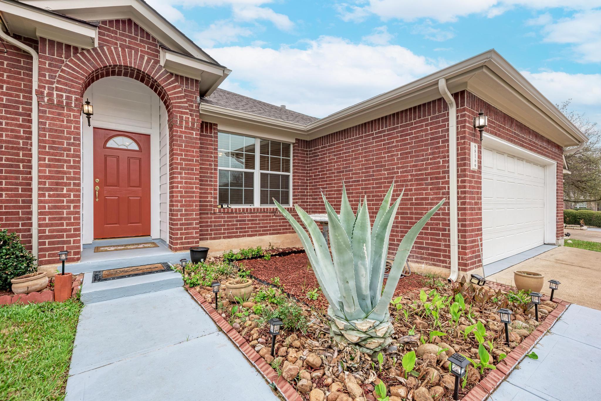 9816 Pasatiempo Dr, Austin