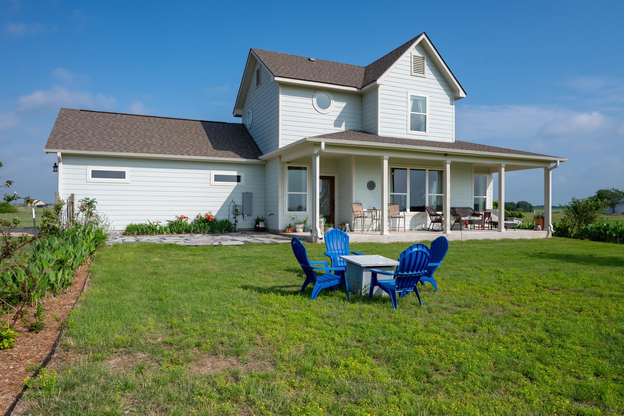 1662 County Road 465 None, Coupland, TX 78615