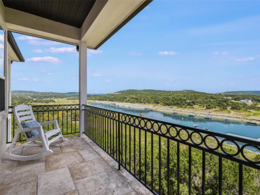 17545 E Reed Parks Rd #5, Jonestown