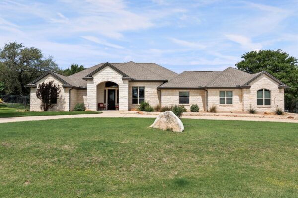 4950 Lago Vista Dr, Belton