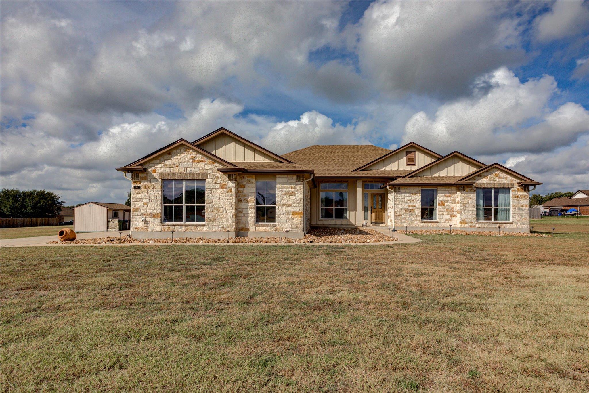 104 S Buckboard None, Liberty Hill, TX 78642