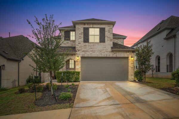 128 Three Oaks Ln, Georgetown