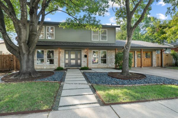 6812 Pioneer Pl, Austin