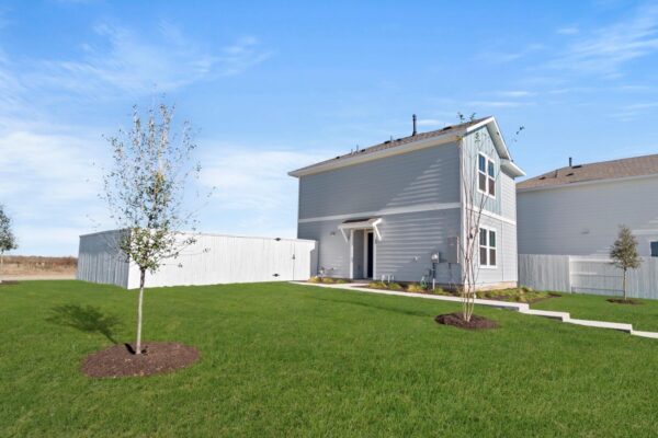 123 Daylily Dr, Elgin