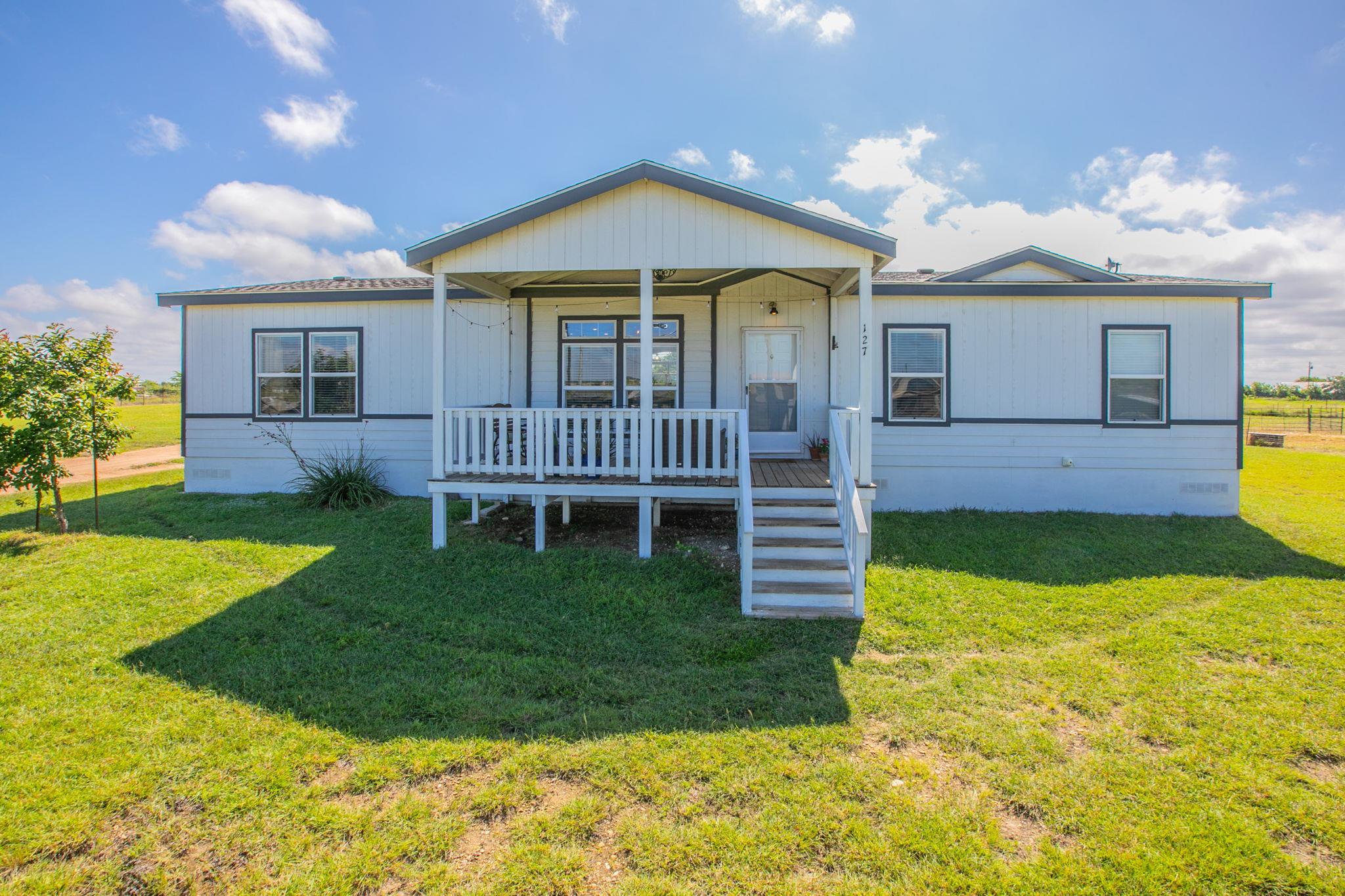 127 Dockal Dr, Bertram, TX 78605