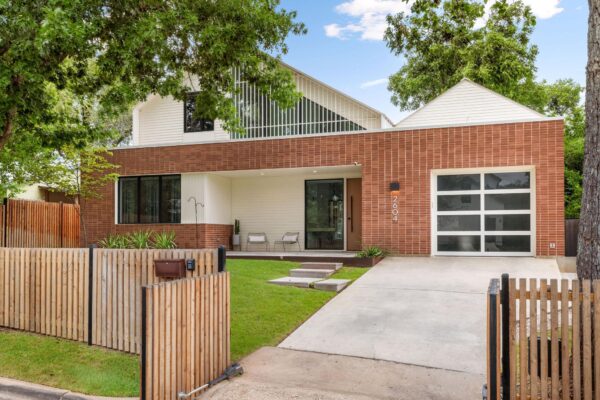 2604 Little John Ln, Austin