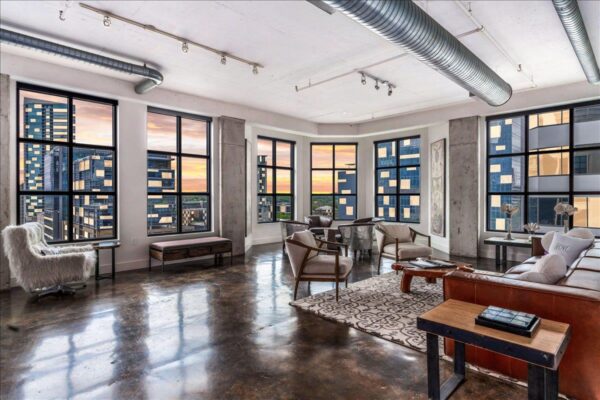 311 W 5th St #1005, Austin