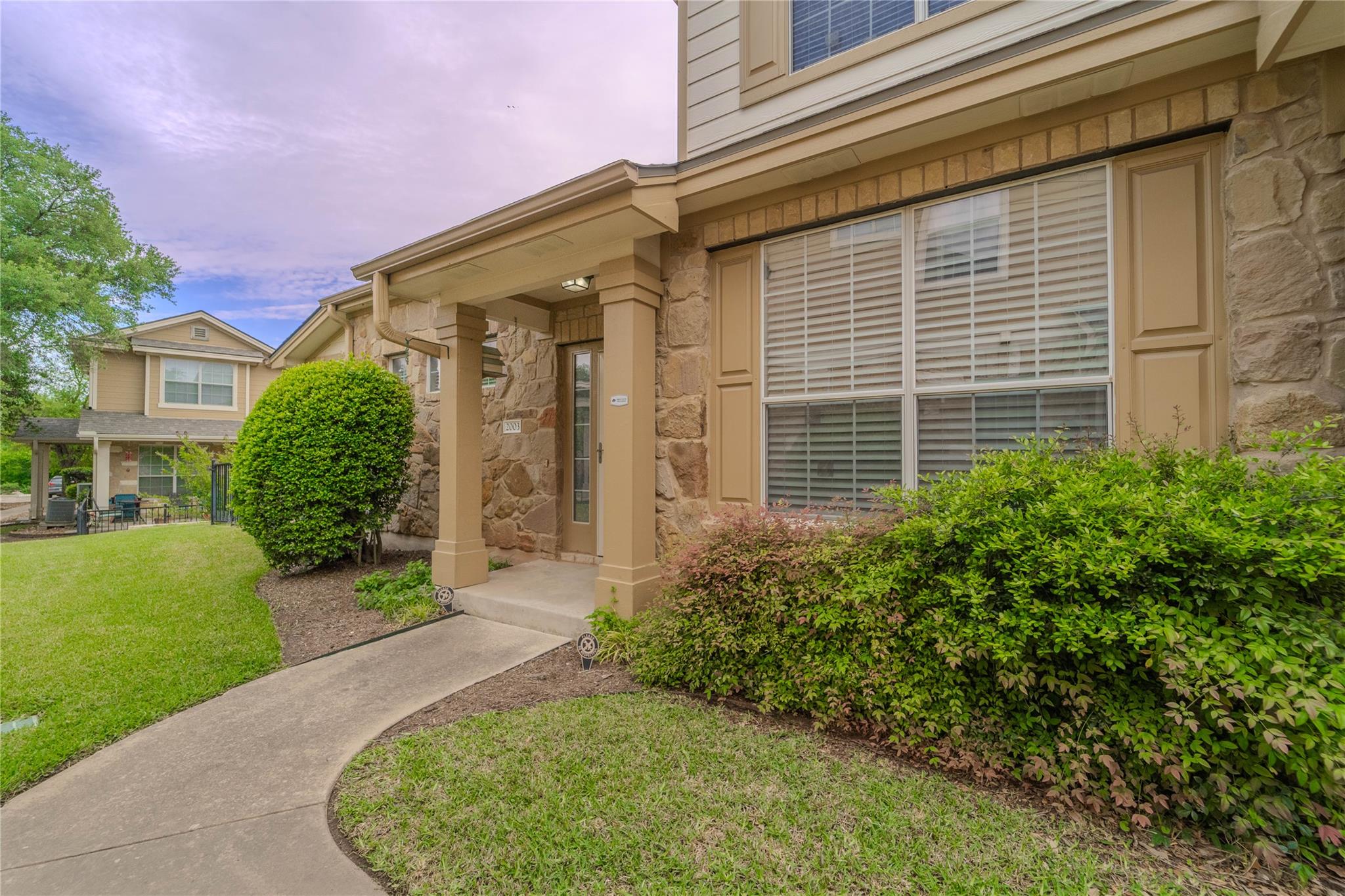 16100 S Great Oaks Dr #2003, Round Rock