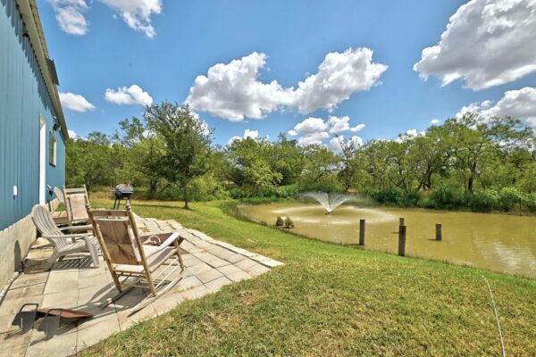 4001 Barth Rd, Lockhart