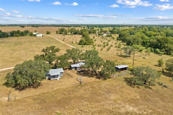 1408 State Park Rd, Lockhart