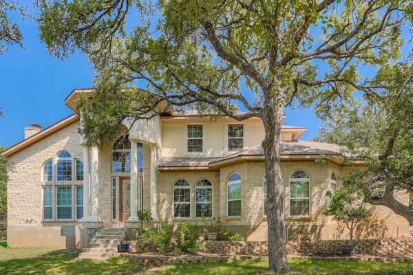 900 Wayside Dr, Wimberley