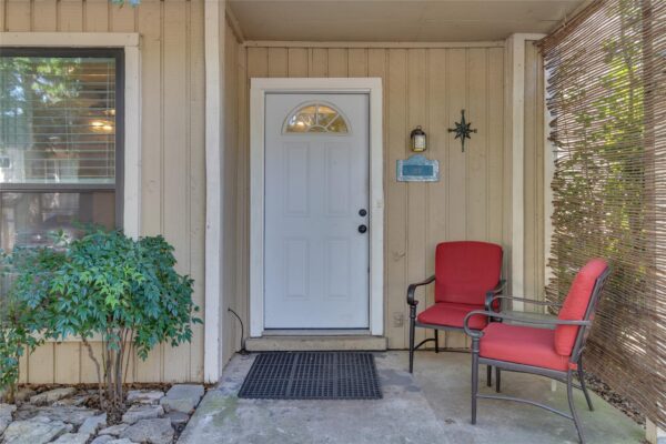 27 Marina Cir, Wimberley