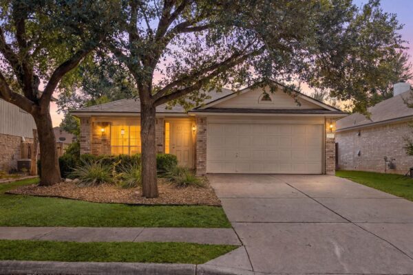 4621 Hoffman Dr, Austin