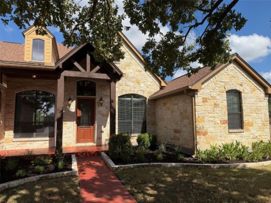 547 Shelf Rock Rd, Driftwood
