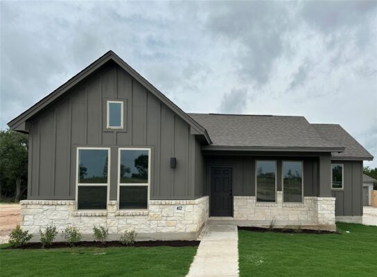 436 Treadwell Ln, Kyle