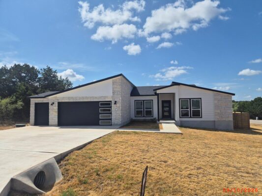 21905 Redbird Dr, Lago Vista