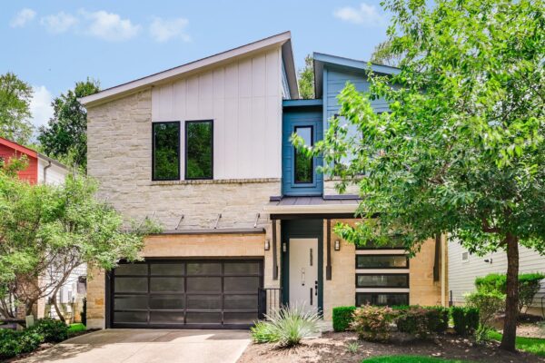 2807 Del Curto Rd #J, Austin