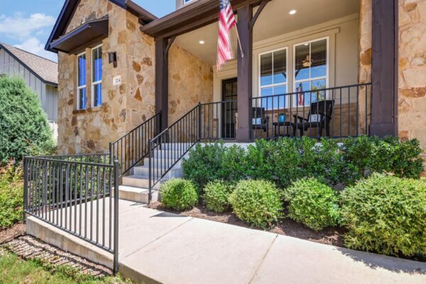 724 Dayridge Dr, Dripping Springs